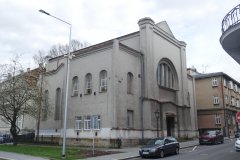 pohled zepředu zleva