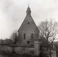 starší foto kostela