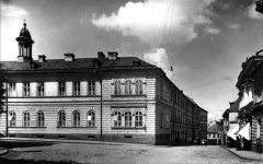 mateřinec z náměstí Jana Žižky, v tuto dobu již jako dívčí škola Řádu německých rytířů
