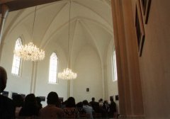 interiér kaple