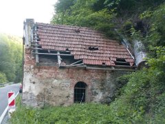 původní kaple - pohled zprava