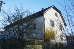 pohled zezadu zleva