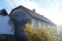 pohled zezadu zprava