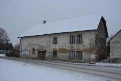 pohled zepředu zprava