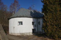 pohled zezadu zleva