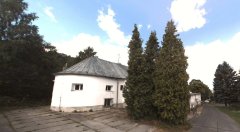 kaple zezadu zleva