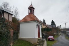 pohled zepředu zleva