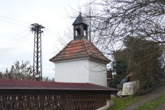 pohled zezadu zprava