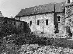 klášter s kostelem