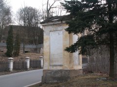 pohled zezadu zprava