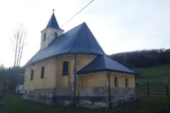 pohled zezadu zprava