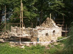 pohled zezadu zprava