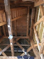 vstupní předsíň kostela - horní část