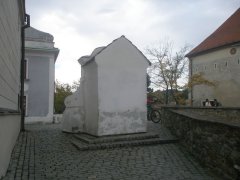 pohled zezadu zprava