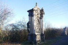 pohled zepředu zleva