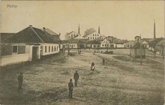 historická pohlednice s kaplí (vpravo)