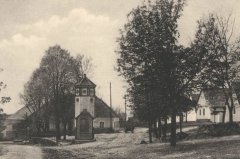 historické foto kapličky a transformátoru