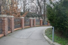 prostor bývalého hřbitova