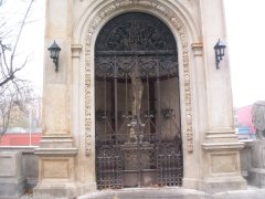 detail vstupu