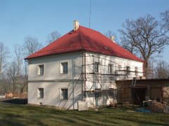 pohled zezadu zprava