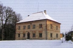 fara před opravou