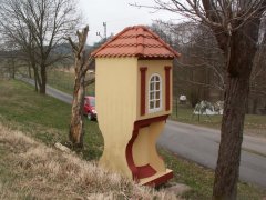 pohled zezadu zleva