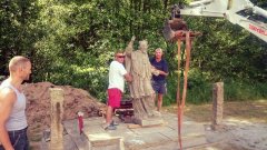 instalace sochy do nové kaple