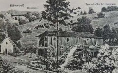 kresba mlýna s kaplí (vlevo)