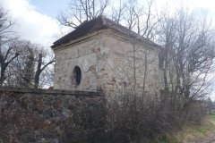 pohled zezadu zprava
