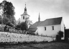 kostel a zvonice začínají mizet