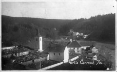 dobová pohlednice kostelního areálu