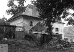 starší foto bývalé synagogy