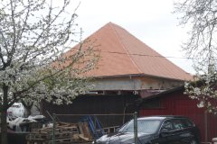 pohled zezadu zleva