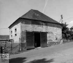 starší foto bývalé synagogy