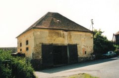 východní průčelí synagogy