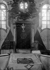 starší foto interiéru synagogy