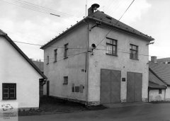 starší foto bývalé synagogy