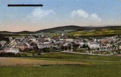 historické foto hřbitova (vpravo)