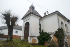 pohled zepředu zprava