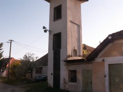 pohled zezadu zprava