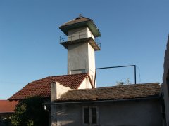 pohled zezadu zleva