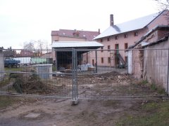 místo po zbořené synagoze
