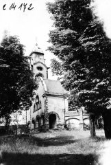 poškozená kaple