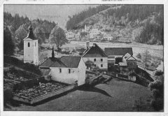 celkový pohled na areál kolem kostela