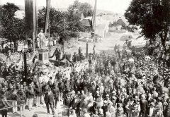 historické foto kaple (v pozadí)