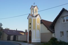 pohled zepředu zprava