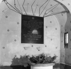 historické foto interiéru obřadní síně