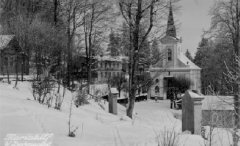 historické foto kapličky (v popředí vpravo) 