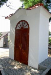 pohled zepředu zprava