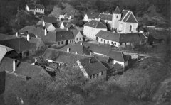 historické foto kapličky (před domem vlevo nahoře)